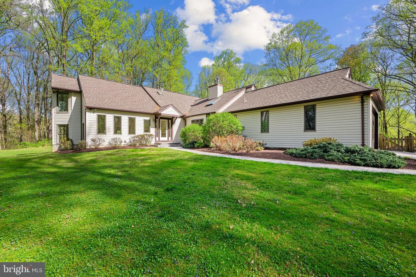 Property Photo:  5816 Oakland Road  MD 21784 