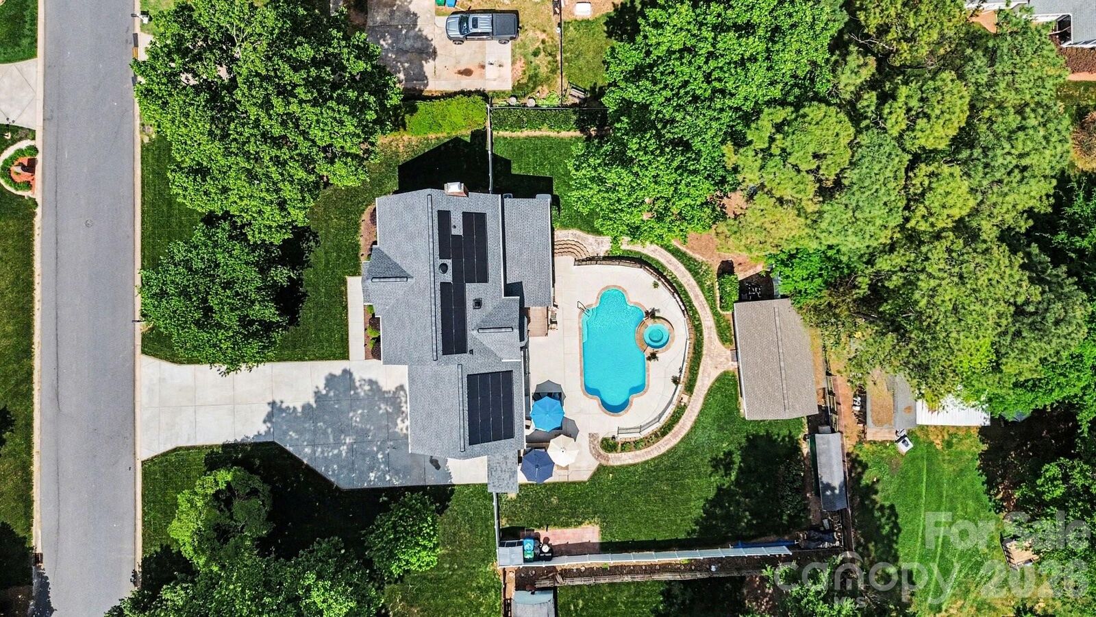 Property Photo:  2705 Greenmont Circle  NC 28012 