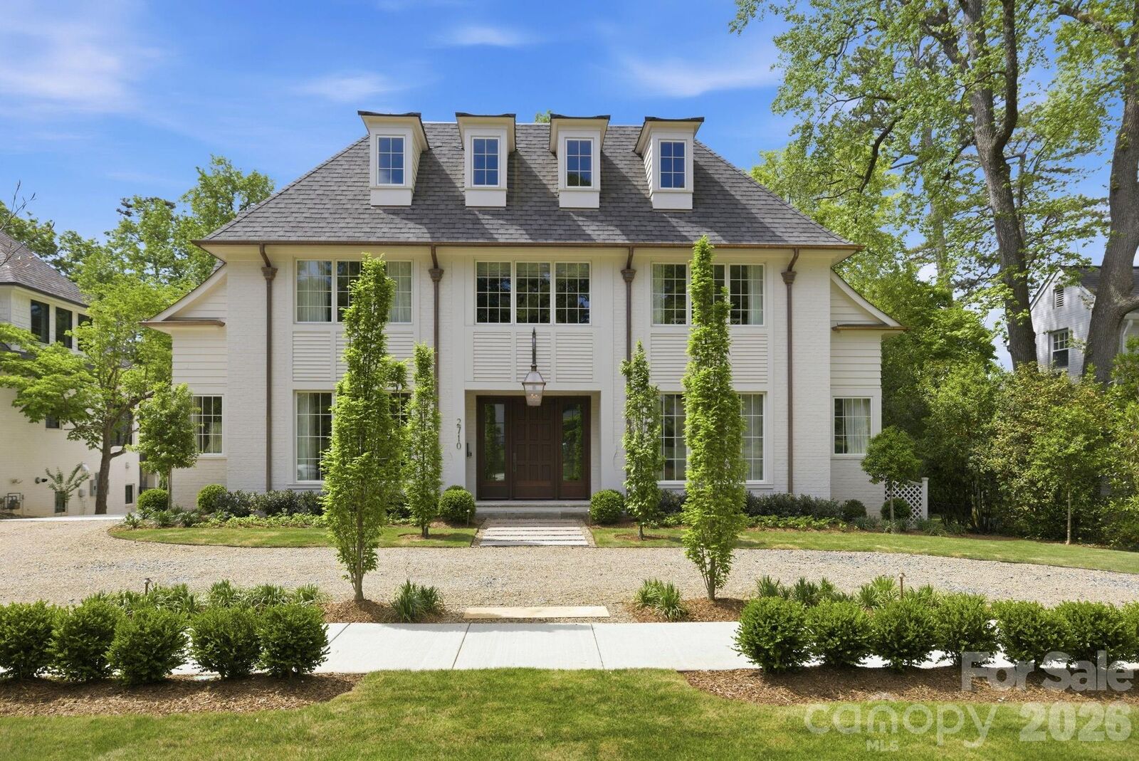 Property Photo:  2710 Briarcliff Place  NC 28207 