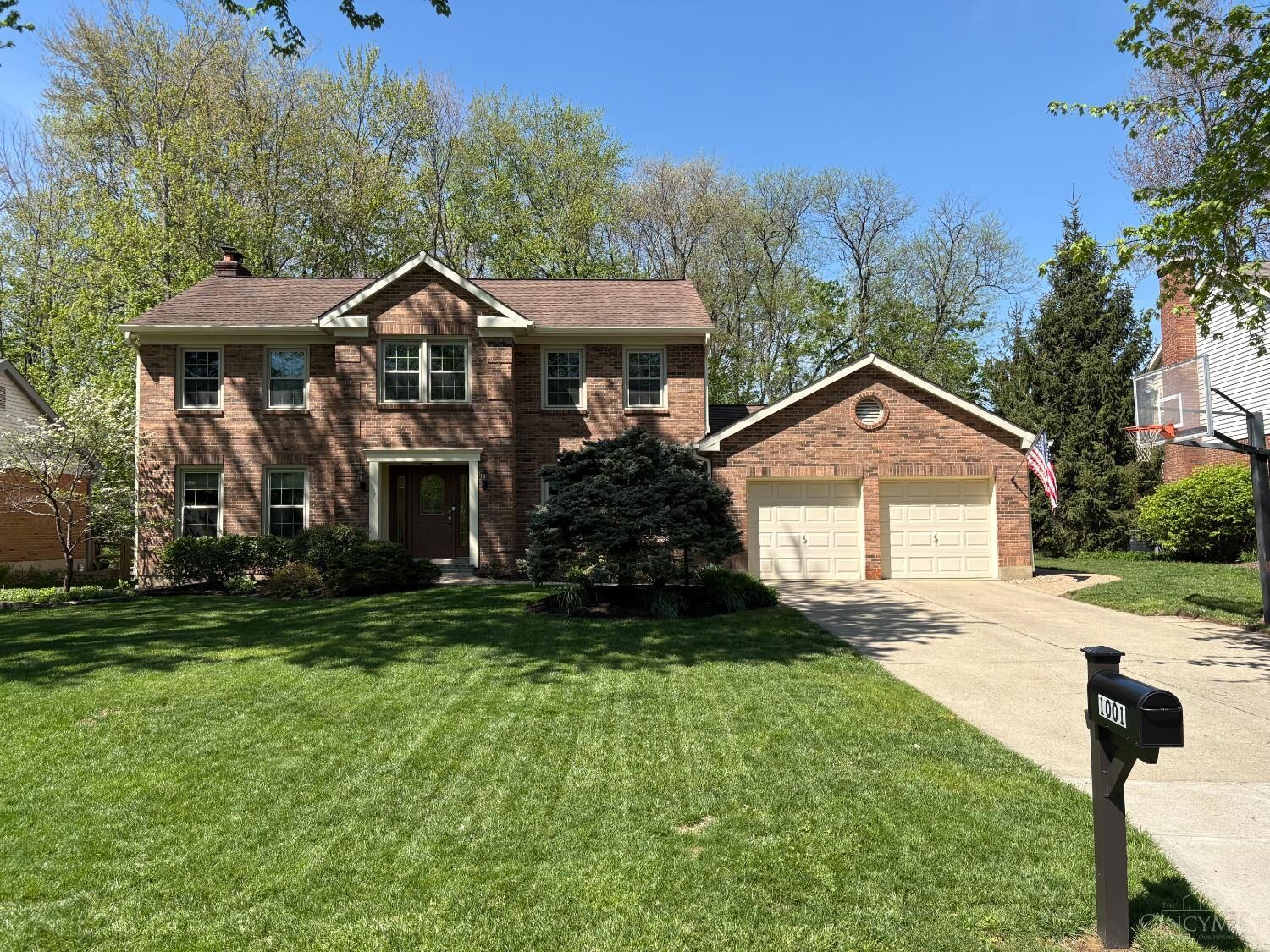 Property Photo:  1001 Duxbury Court  OH 45255 