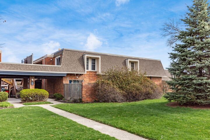 Property Photo:  1512 Lafayette Drive  OH 43220 