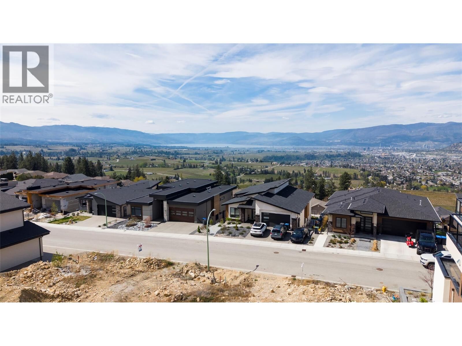 Property Photo:  1181 Lone Pine Drive  BC V1P 0A5 
