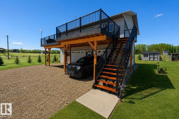 Property Photo: 2 Irene Avenue AB T9S 1S2