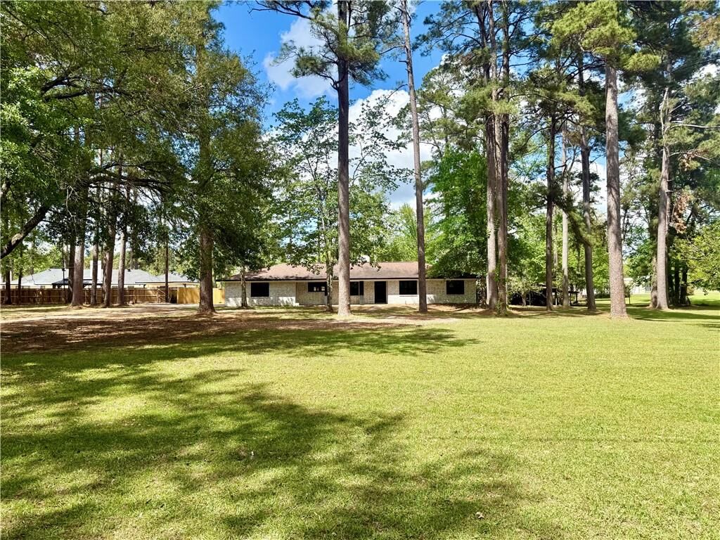 Property Photo:  1144 Tousley Drive  LA 71465 