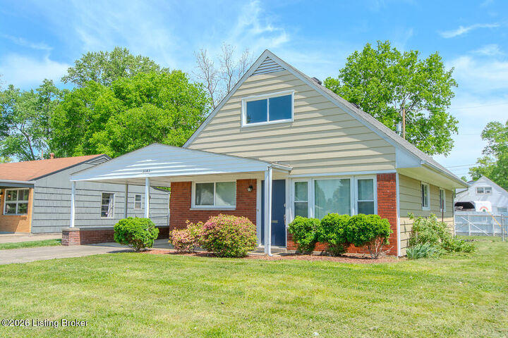 Property Photo:  3143 Commander Dr  KY 40220 