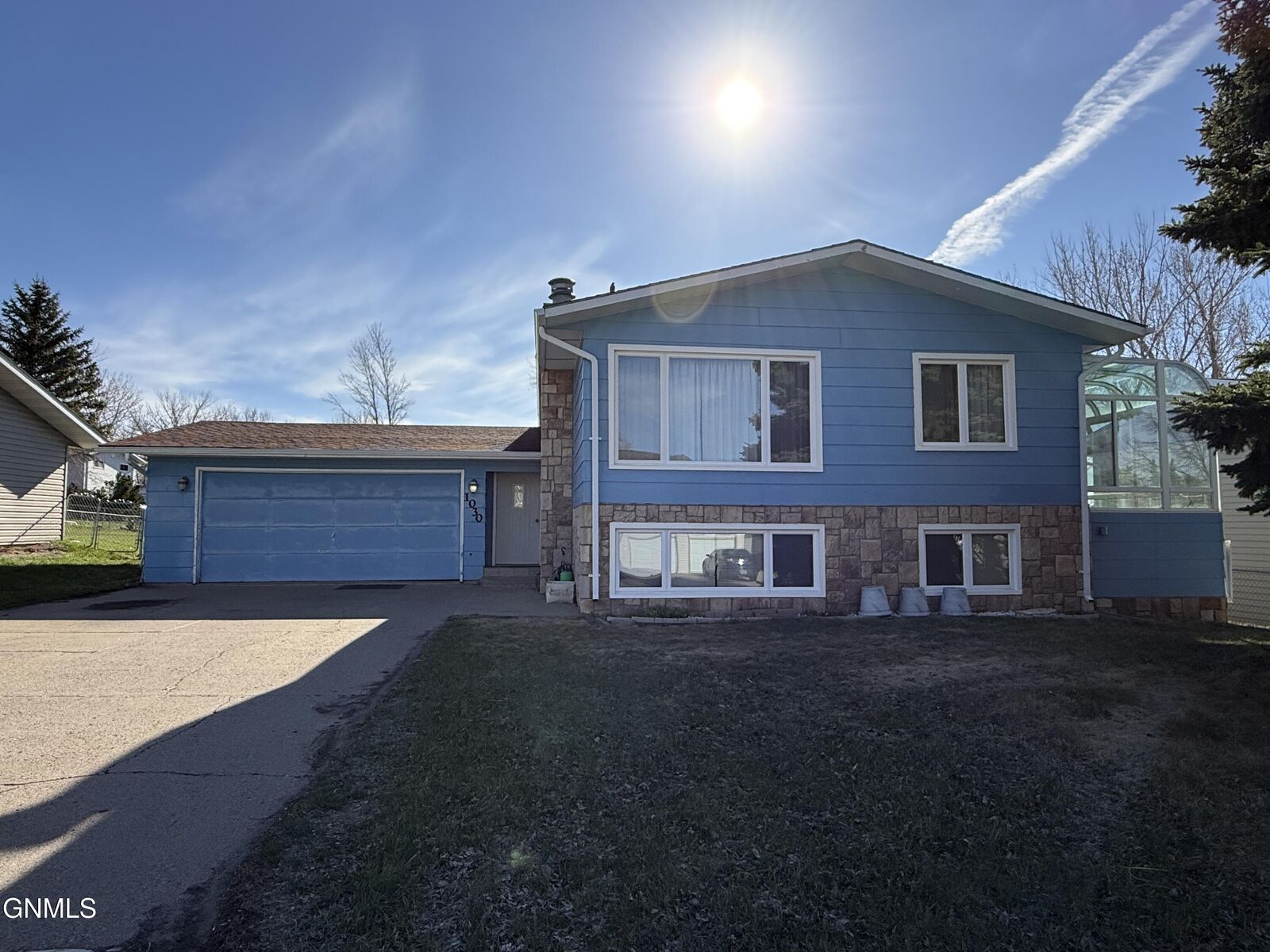 Property Photo:  1030 Blackstone Lane  ND 58523 