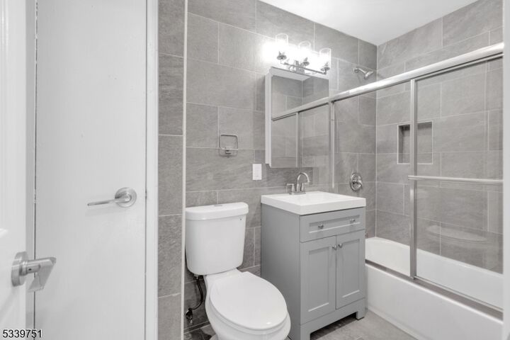Property Photo:  557 S Broad St C2  NJ 07202 