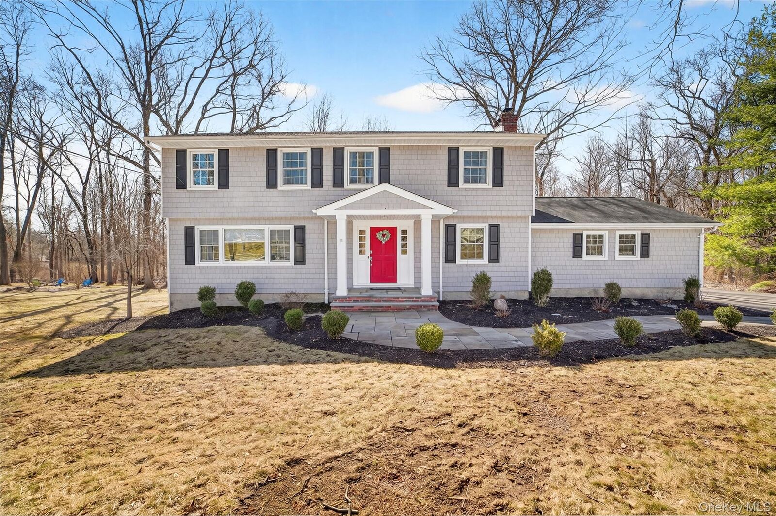 Property Photo:  9 Mohawk Lane  NY 10598 