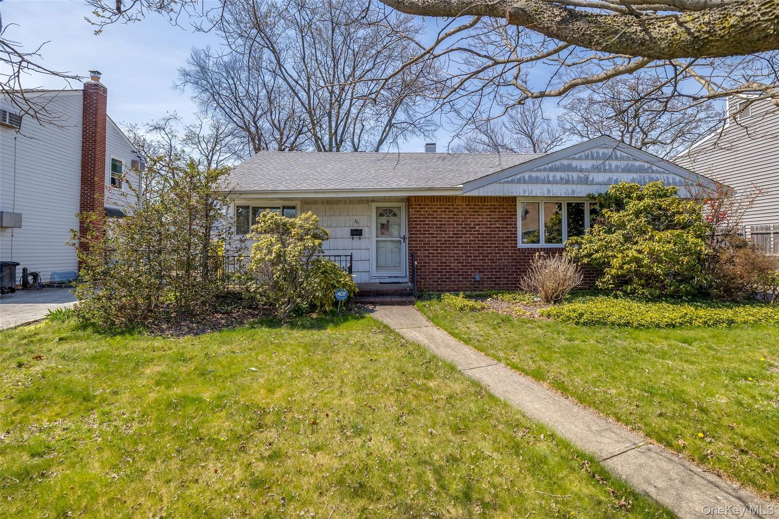 Property Photo:  36 Seitz Drive  NY 11714 