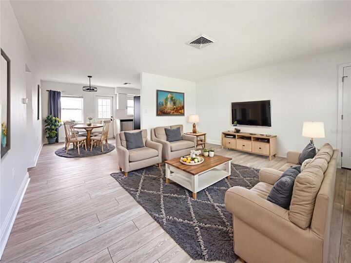 Property Photo:  11295 1st Street E  FL 33706 