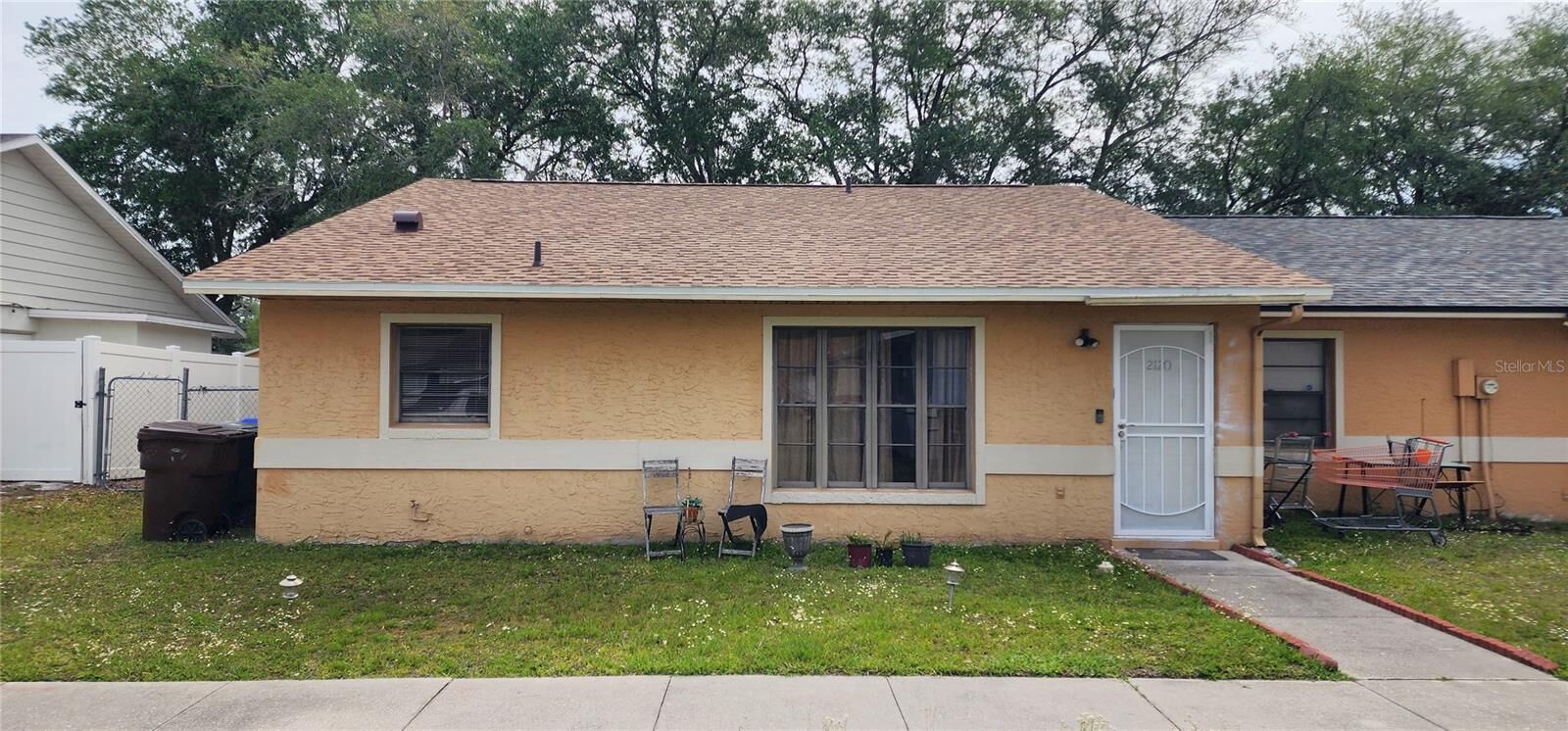 Property Photo:  2120 W Martin Street  FL 34741 