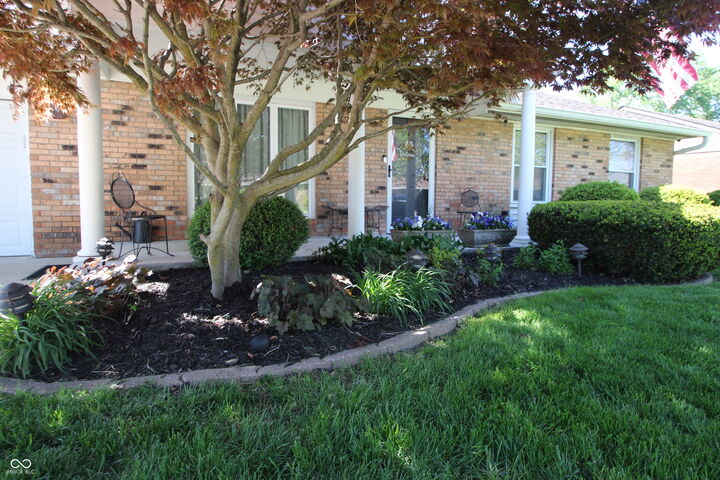 Property Photo: 36 S Walnut Street IN 46167