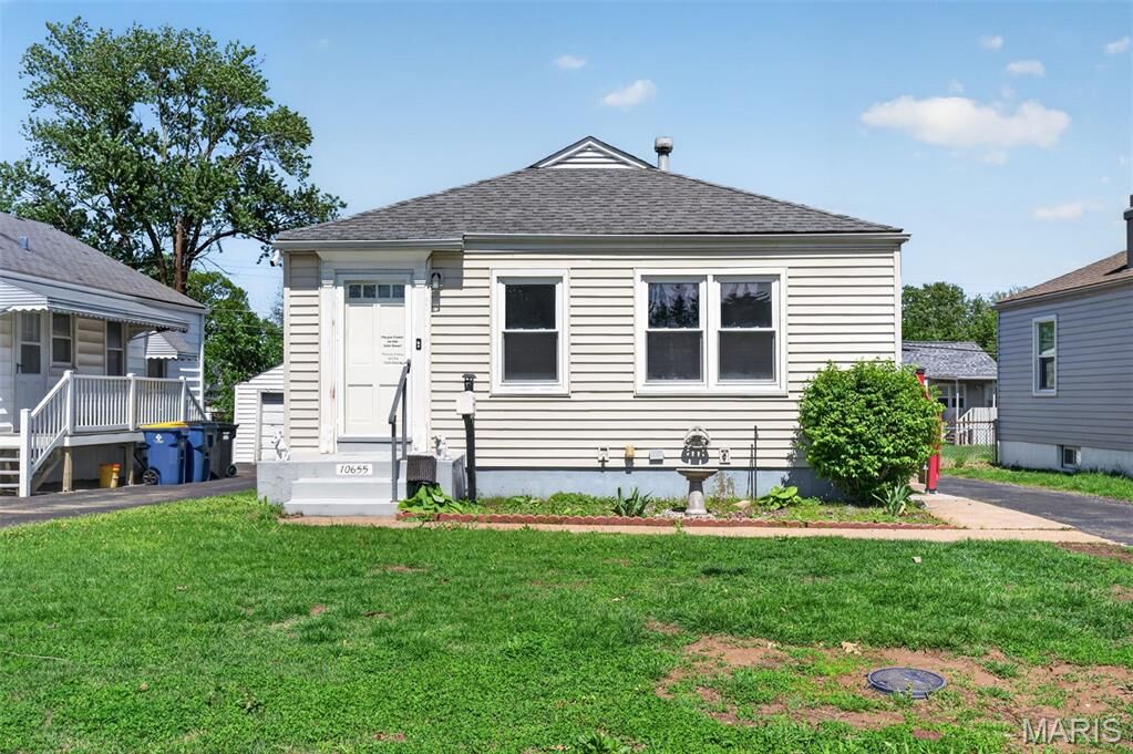 Property Photo:  10655 St Stephen Lane  MO 63074 