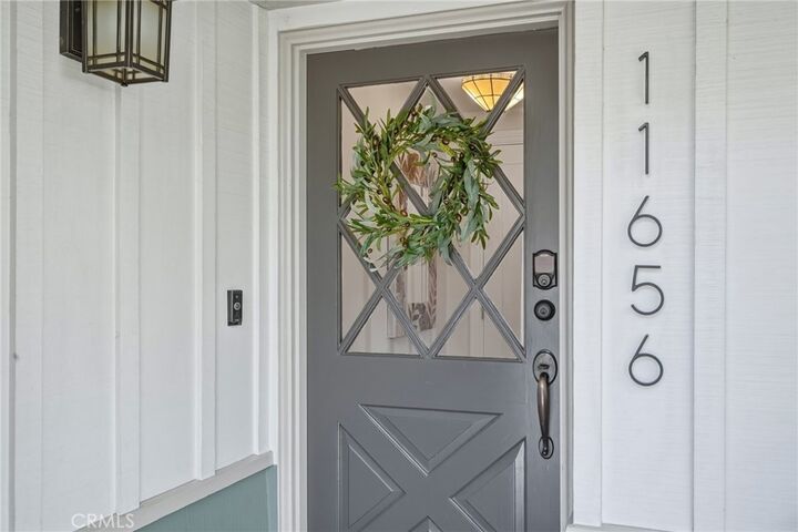 Property Photo:  11656 Margate Street  CA 91601 