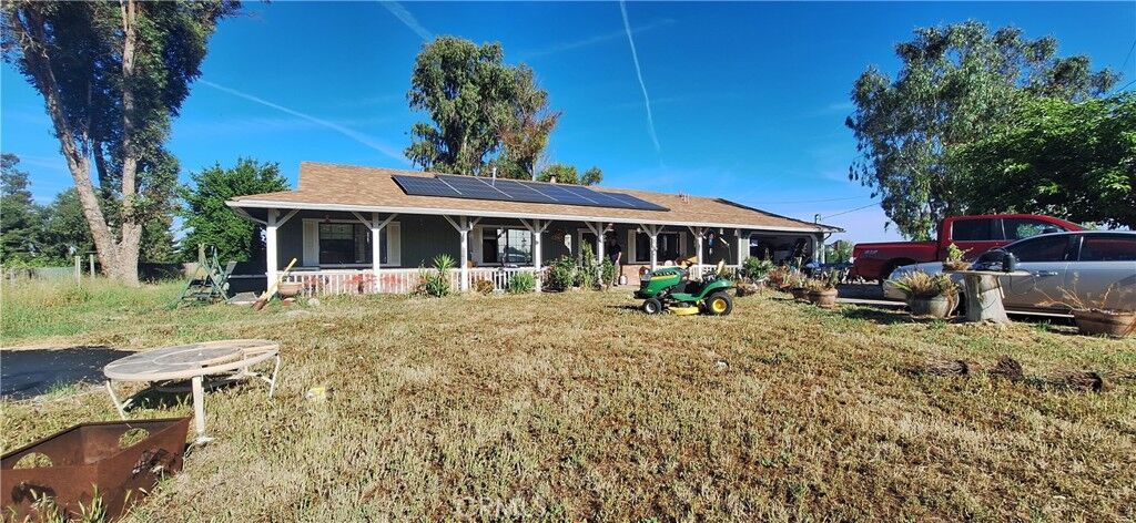Property Photo:  4170 Whispering Oak  CA 93446 