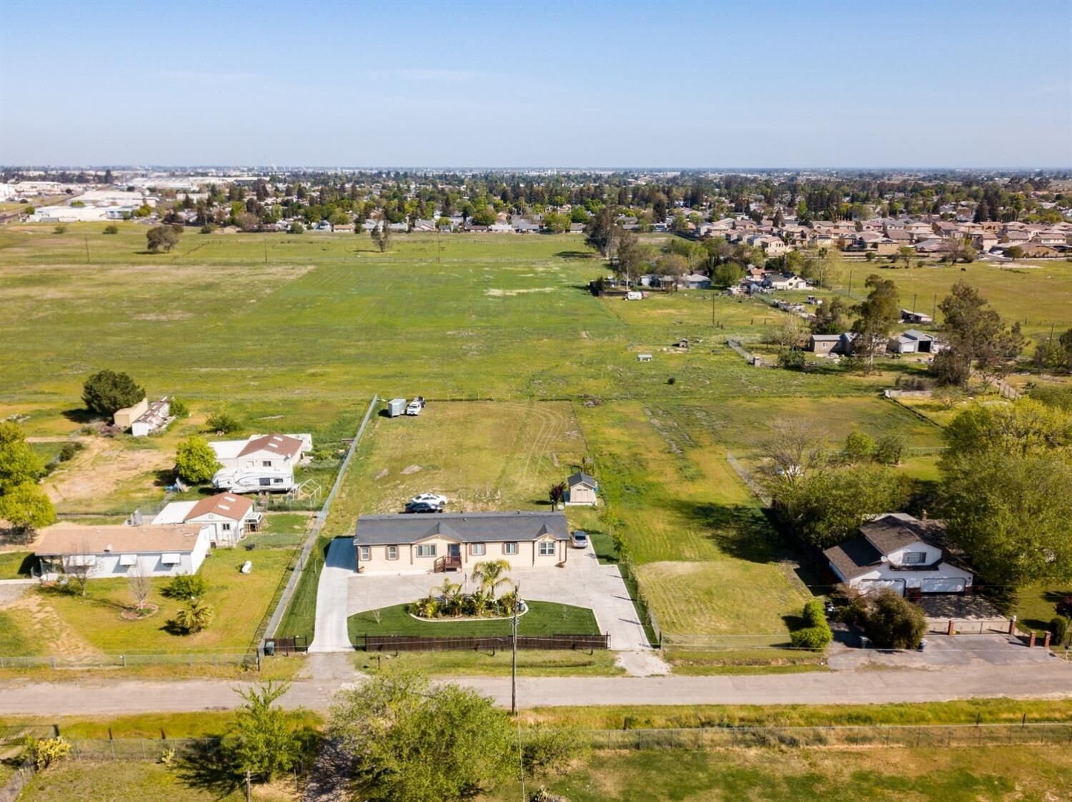 Property Photo: 8617 Carlisle Avenue CA 95828