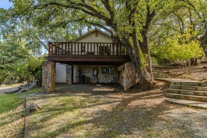 Property Photo:  14010 Toma Lane  CA 95665 