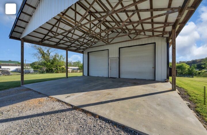 Property Photo:  1331 Altamont St  TN 37387 