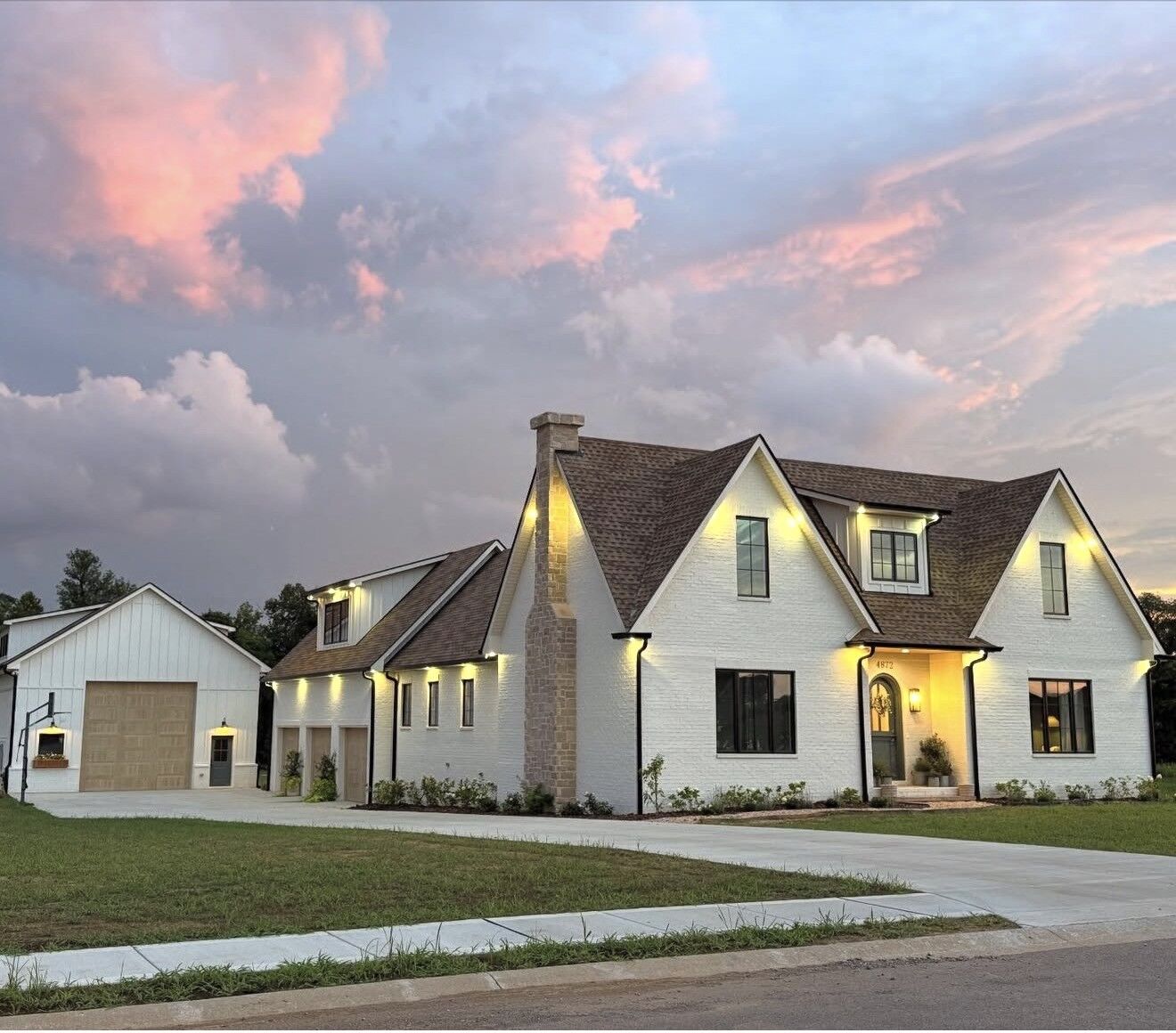 Property Photo:  4872 Royal View Way  TN 37040 