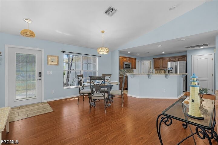 Property Photo: 3928 NW 41st Place FL 33993