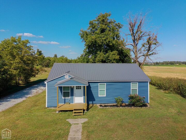 Property Photo:  587 E Matthews Street  AR 72417 
