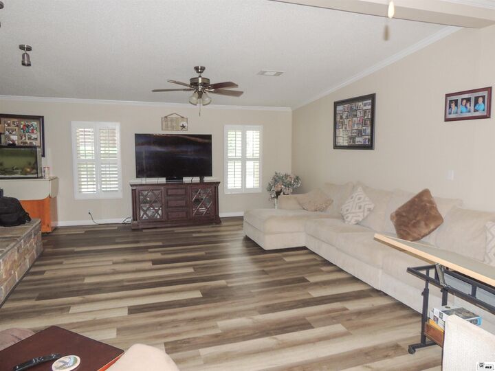 Property Photo:  217 Hart Road  LA 71291 