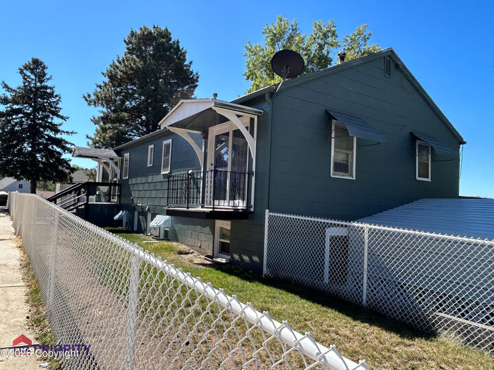Property Photo:  302 S Spokane Ave  WY 82701 