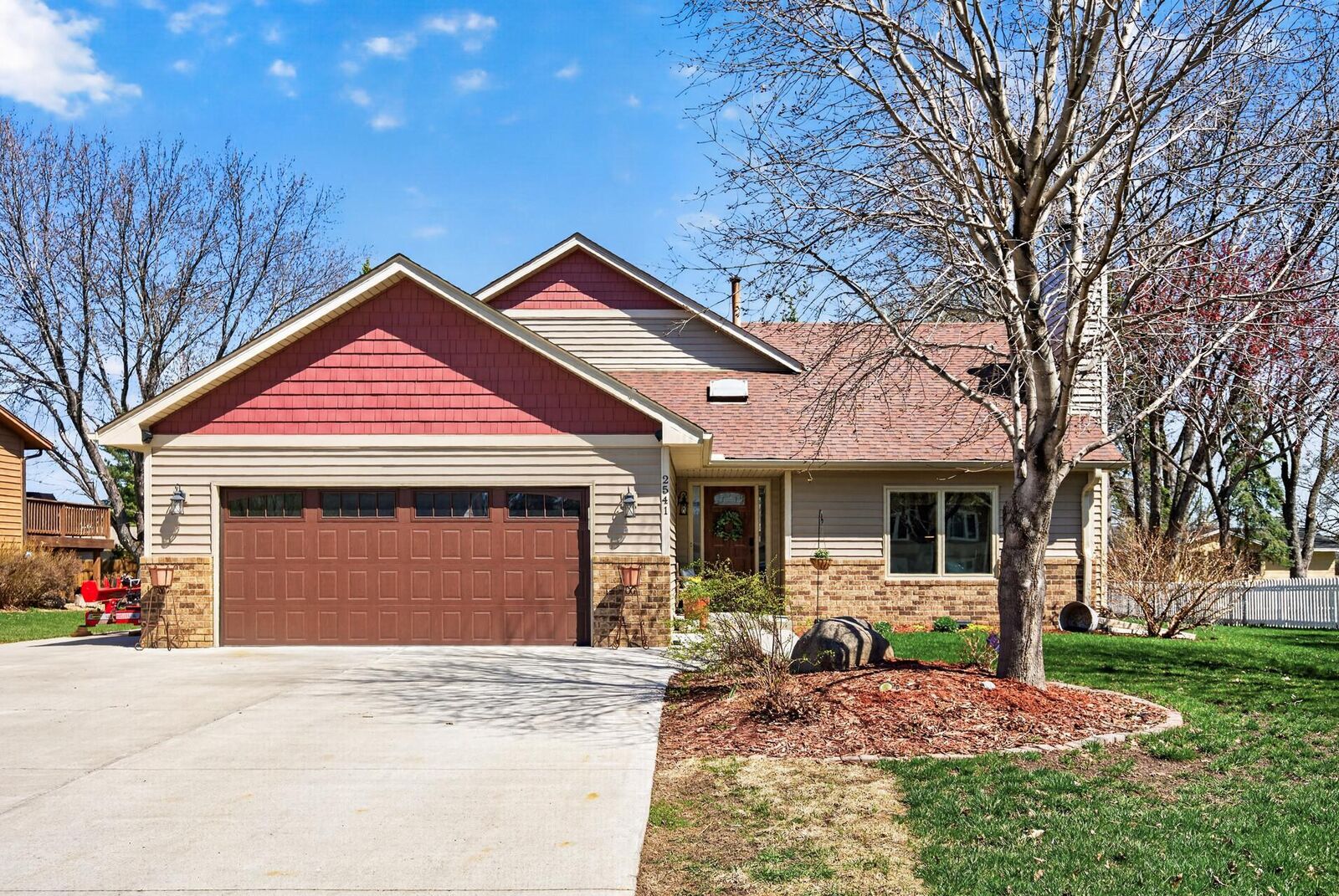 Property Photo:  2541 Emerald Lane  MN 55379 