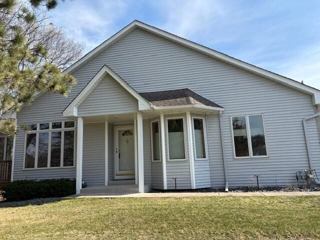 Property Photo:  2640 Pine Ridge Drive  MN 55303 