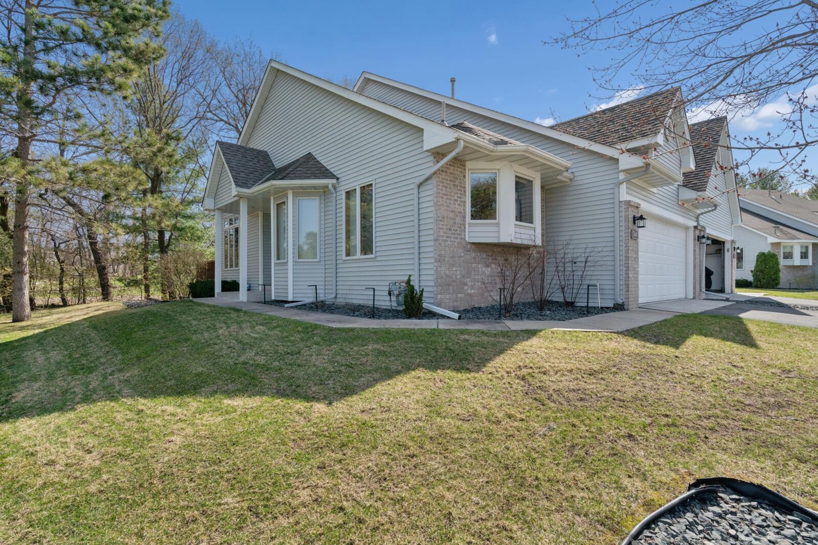 Property Photo:  2640 Pine Ridge Drive  MN 55303 