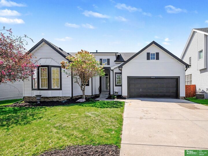 Property Photo:  9406 S 28 Avenue  NE 68147 