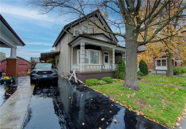 Property Photo: 48 Dupont Street ON N2J 2G9