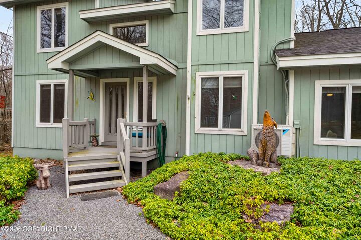 Property Photo: 273 Partridge Drive PA 18347