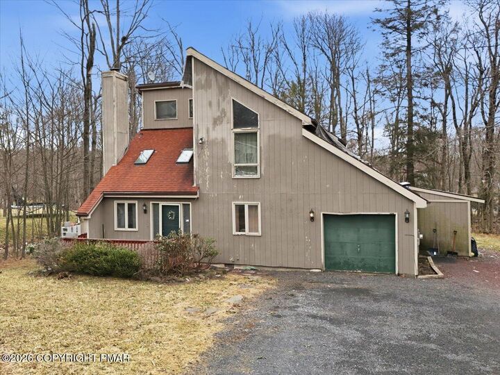 Property Photo:  6361 Cherokee Trail  PA 18466 