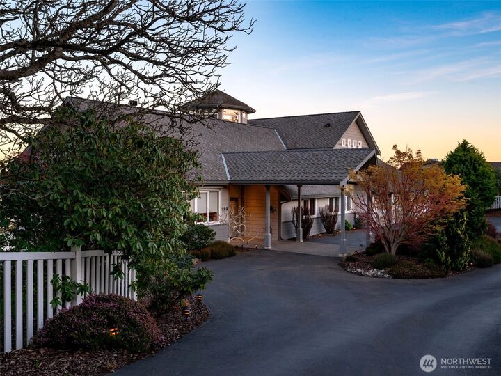 Property Photo:  789 W Sims Way  WA 98368 