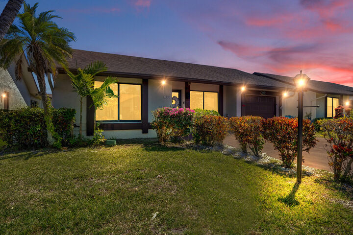 Property Photo: 1990 SW 16th Place FL 33442