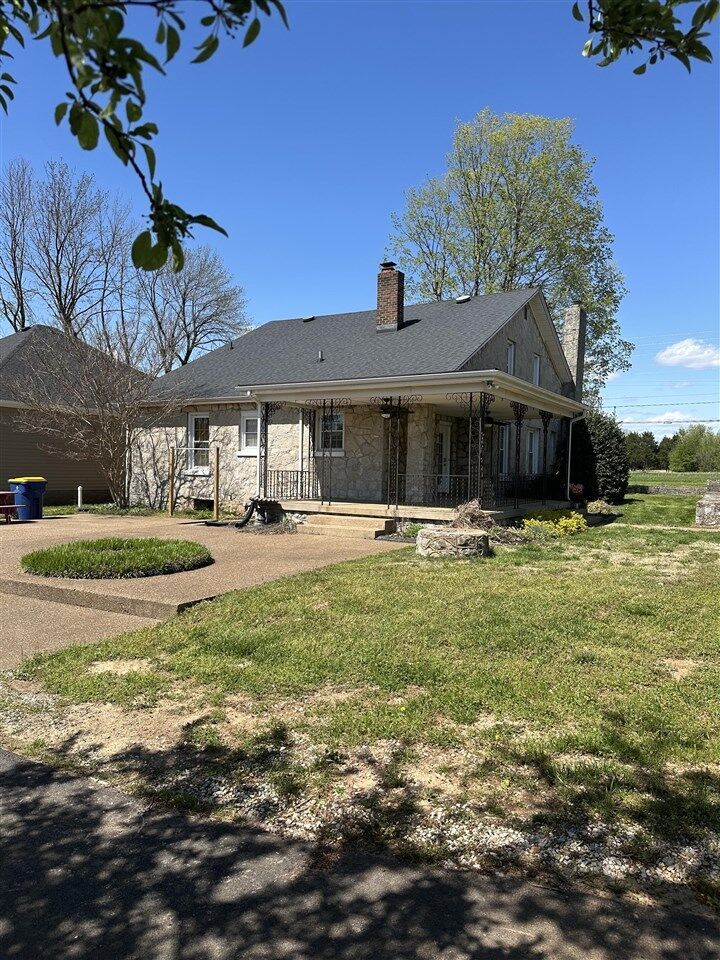 Property Photo: 765 Moorman Lane KY 42101