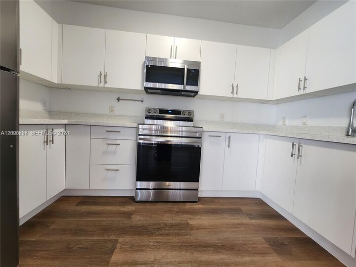 Property Photo:  15798 SW 40th St 72  FL 33027 