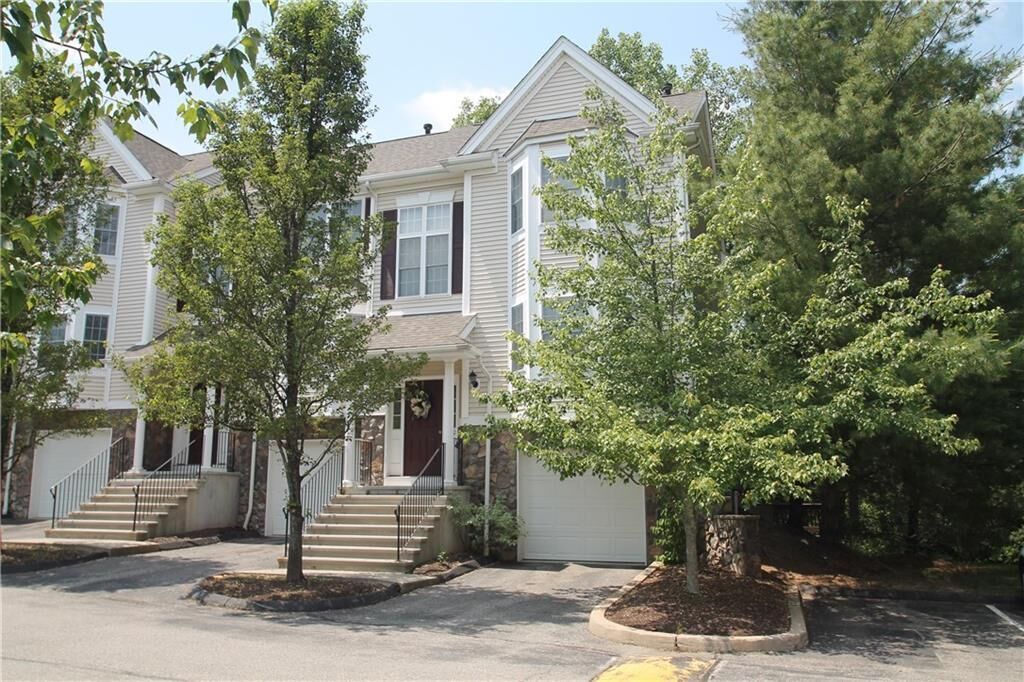 Property Photo:  1407 Larson Drive 1407  CT 06810 