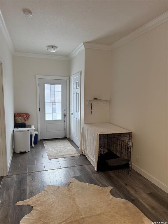Property Photo: 804 6th Street W SK S0E 1E0
