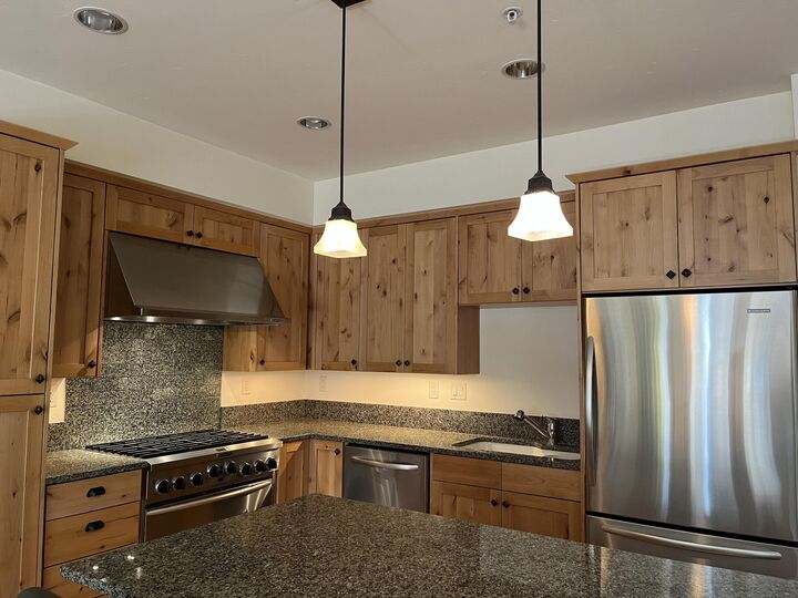 Property Photo:  106 Village Way 3  ID 83353 