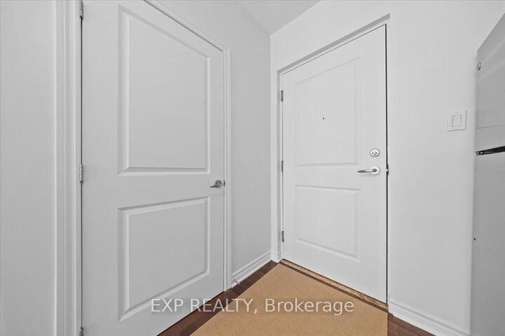 Property Photo: 429 Kent Street 121 ON K2P 1B5