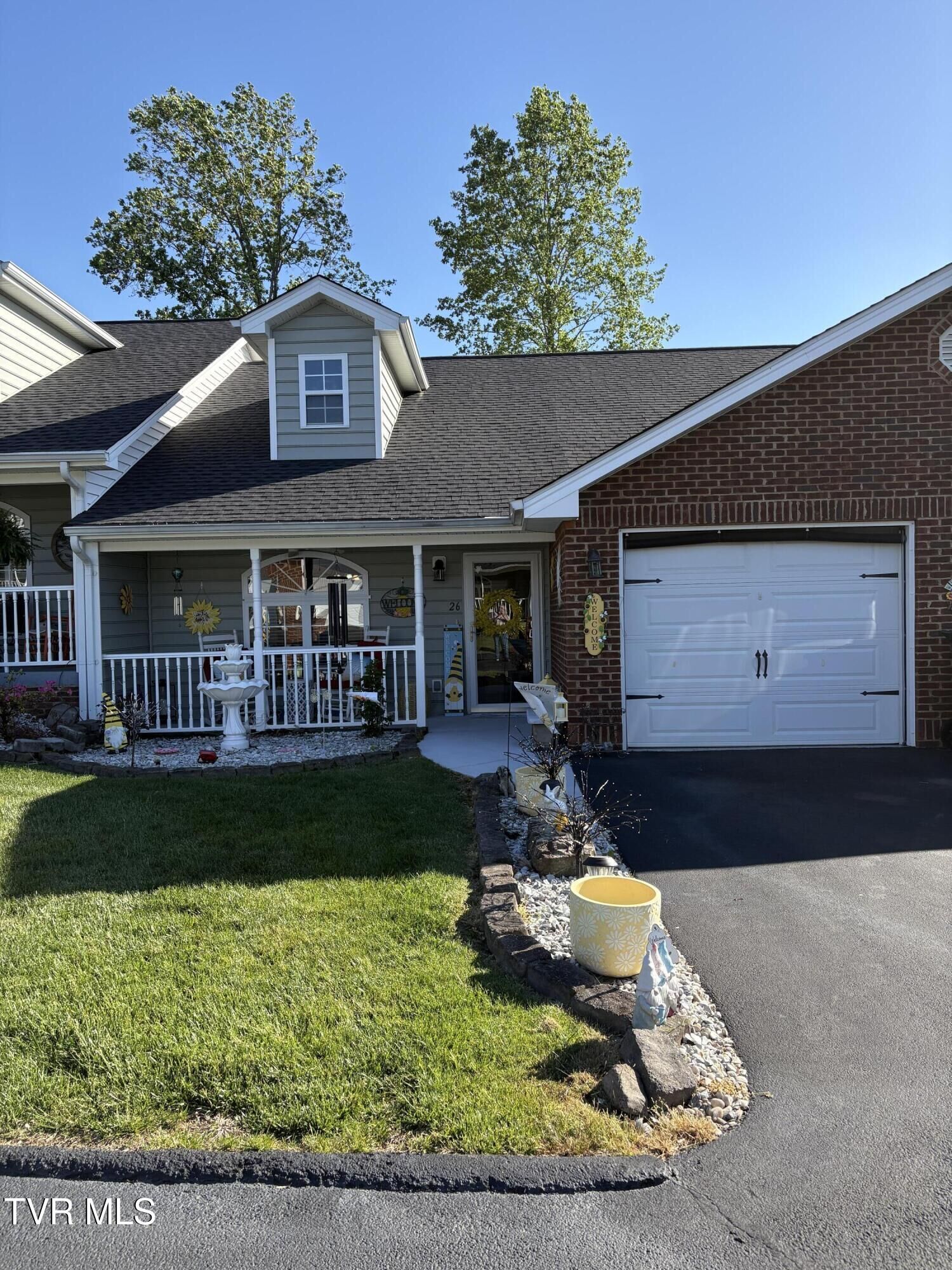 Property Photo:  26 Sagewood Court 26  TN 37659 