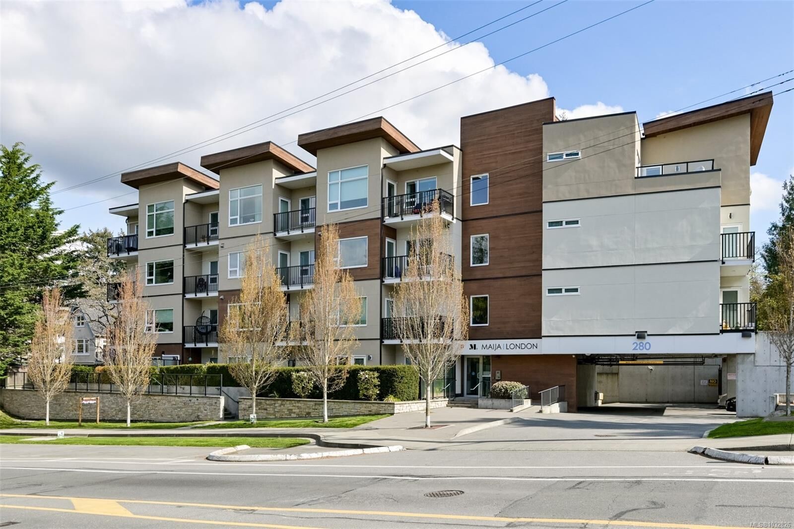Property Photo: 280 Island Hwy #408 BC V9B 1G5