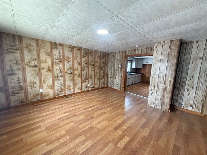 Property Photo:  754 N Sharpsville  PA 16146 