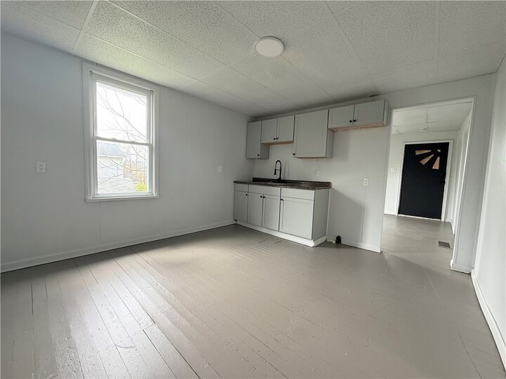 Property Photo: 2487 Walnut St PA 16148