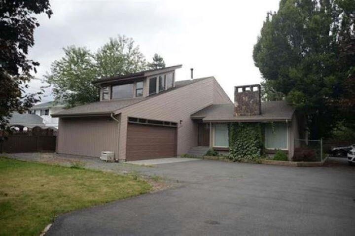 6625 Vedder Road — photo 1