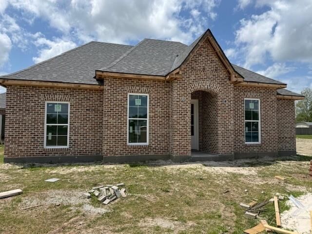 Property Photo:  223 Newsom Dr  LA 70360 