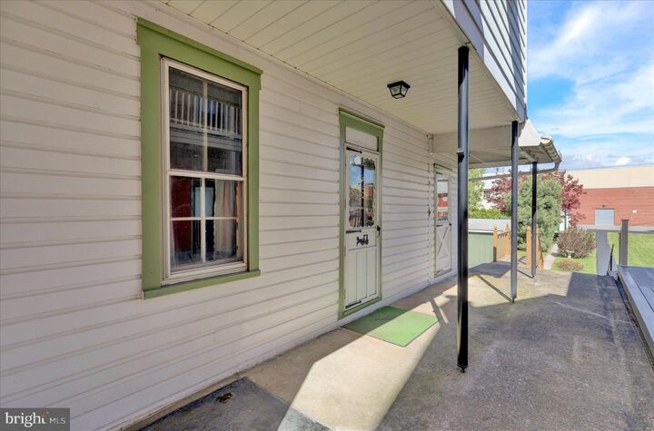 Property Photo:  41 W Washington Street  PA 19522 