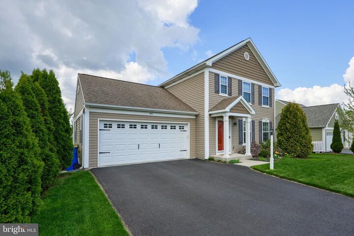 Property Photo:  100 Kenneth Drive  PA 17540 